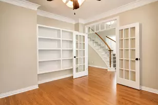 6 Meadow Rose Pl, The Woodlands, TX 77382 - Photo 8
