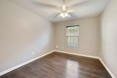 2117 Stubbs Drive, Bryan, TX 77807 - Photo 14