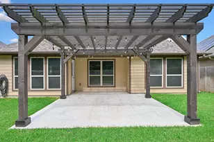 2117 Stubbs Dr, Bryan, TX 77807 - Photo 10