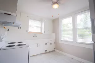 3012 Ave O 1/2, Galveston, TX 77550 - Photo 6