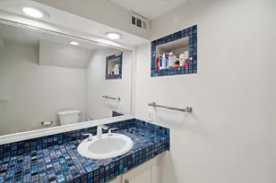 1969 W McKinney St, Houston, TX 77019 - Photo 4