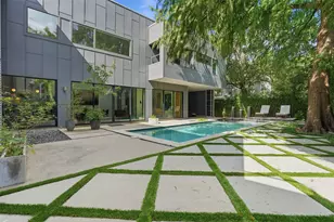 2412 Helena St, Houston, TX 77006 - Photo 1