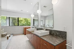 2412 Helena St, Houston, TX 77006 - Photo 30