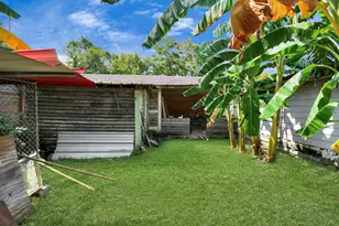 7908 John St, Houston, TX 77012 - Photo 6