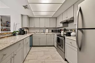 2267 Triway Ln, Houston, TX 77043 - Photo 6