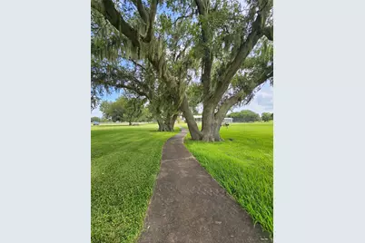 400 Pony Trail, Angleton, TX 77515 - Photo 16