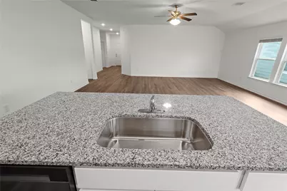 1878 Redwood Lane, Dayton, TX 77535 - Photo 16