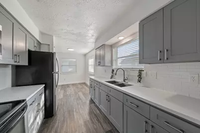 7003 Rockergate Drive, Missouri City, TX 77459 - Photo 14