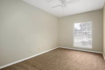 15118 Greenleaf Lane, Houston, TX 77062 - Photo 24