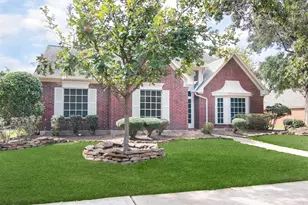 15118 Greenleaf Ln, Houston, TX 77062 - Photo 2