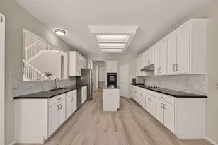 3127 Edgewood Dr, Pearland, TX 77584 - Photo 14