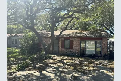 231 N 7th Street, Aransas Pass, TX 78336 - Photo 6