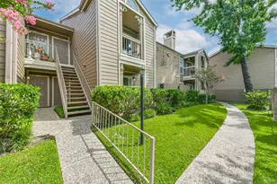 1860 White Oak Dr, Houston, TX 77009 - Photo 1