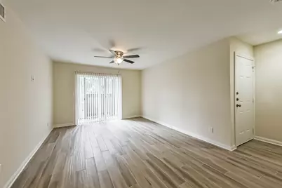 1860 White Oak Drive #245, Houston, TX 77009 - Photo 10