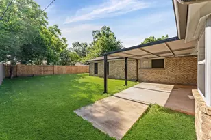 2562 Kevin Ln, Houston, TX 77043 - Photo 22