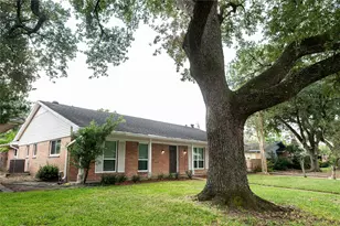 5407 Rutherglenn Dr, Houston, TX 77096 - Photo 2