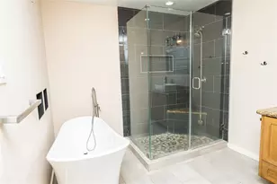 5407 Rutherglenn Dr, Houston, TX 77096 - Photo 16