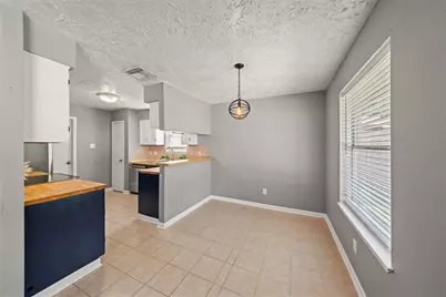 318 Bayridge Drive, League City, TX 77573 - Photo 12