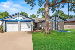 318 Bay Ridge Dr, League City, TX 77573 - Photo 1