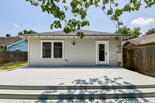 1121 E 14th St, Houston, TX 77009 - Photo 30