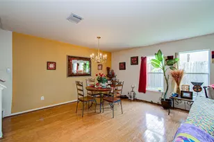 1718 Redwing Ridge Dr, Houston, TX 77009 - Photo 10