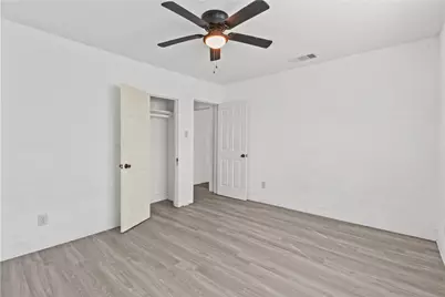 317-319 E B Street, La Porte, TX 77571 - Photo 18