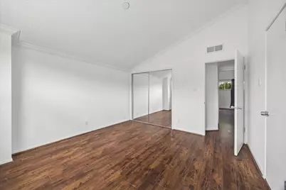 7826 Woodway Drive #7826, Houston, TX 77063 - Photo 10