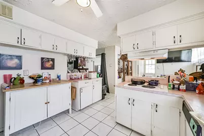 4903 Heatherbloom Drive, Houston, TX 77045 - Photo 16