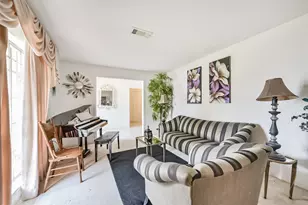 4903 Heatherbloom Dr, Houston, TX 77045 - Photo 4