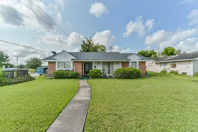 4903 Heatherbloom Drive, Houston, TX 77045 - Photo 32