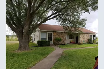 400 W Mesquite St, Granger, TX 76530 - Photo 2