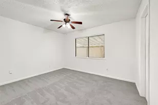622 N 13th St, La Porte, TX 77571 - Photo 12