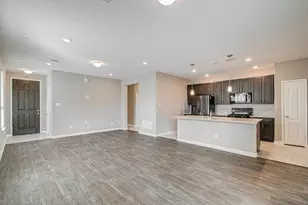 9835 Mls Fld Dr, Houston, TX 77070 - Photo 4