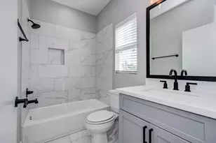 2407 Anita St, Houston, TX 77004 - Photo 18