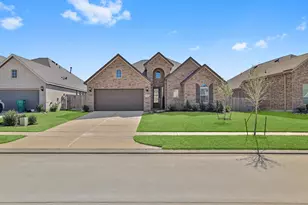 18929 Lazzaro Spgs Dr, New Caney, TX 77357 - Photo 2