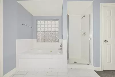 202 Cascade Pines Drive, Houston, TX 77049 - Photo 20