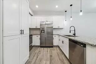 978 Marjorie St, Houston, TX 77088 - Photo 4