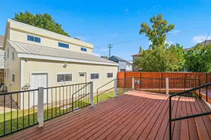 643 E 10th St, Houston, TX 77008 - Photo 4