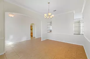 643 E 10th St, Houston, TX 77008 - Photo 6