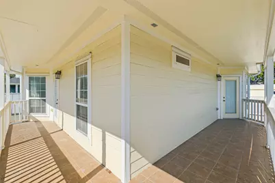 643 E 10th Street, Houston, TX 77008 - Photo 14