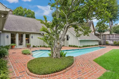 12107 Beauregard Drive, Houston, TX 77024 - Photo 22