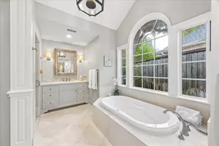 12107 Beauregard Dr, Houston, TX 77024 - Photo 14