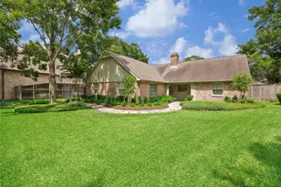 12107 Beauregard Dr, Houston, TX 77024 - Photo 26