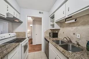 6402 Del Monte Dr, Houston, TX 77057 - Photo 8