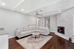 5027 Wigton Dr, Houston, TX 77096 - Photo 8