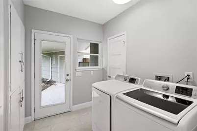 5027 Wigton Drive, Houston, TX 77096 - Photo 14