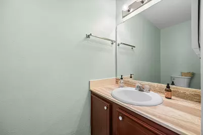 11515 Burdine Street #515, Houston, TX 77035 - Photo 16