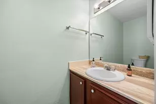 11515 Burdine St, Houston, TX 77035 - Photo 16