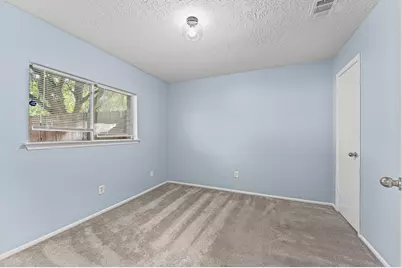 7502 Briar Run Court, Houston, TX 77489 - Photo 6