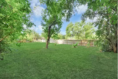 117 E Witcher Lane, Houston, TX 77076 - Photo 32